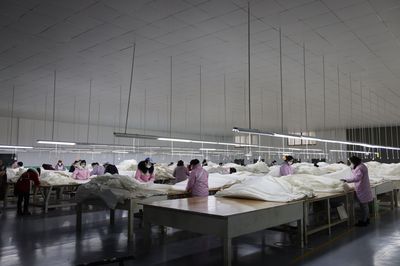 新春走基层 | 咸安经济开发区147家企业全面复工复产 奋力冲刺一季度“开门红”